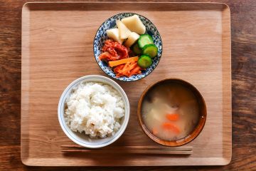 Vegetarisk mat i Japan -Vad man ska tänka på - På bilden en enkel men smakrik vegetarisk måltid.
